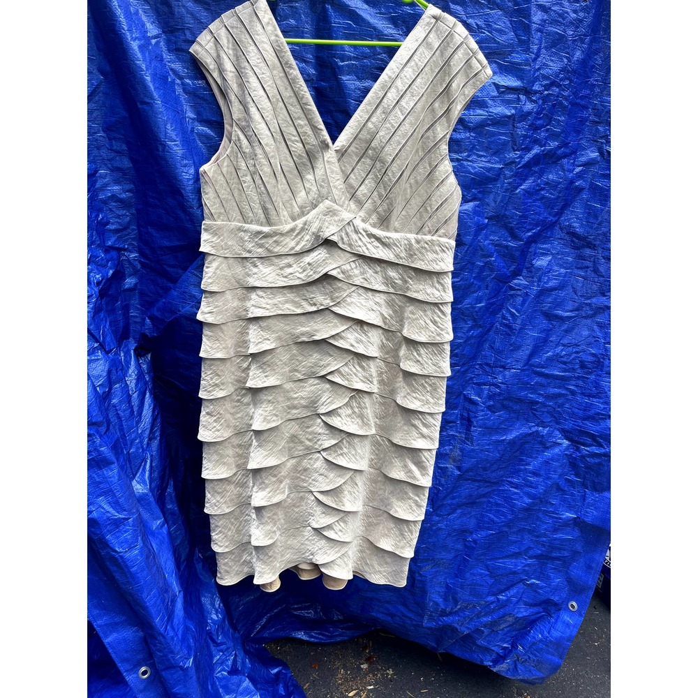 Adrianna Papell Womans beige ruffle dress size 18W